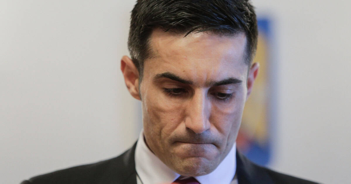 Claudiu Manda spune că social democrații au două posibilități. „Nu este o lovitură de stat, PSD s-a comportat cu responsabilitate”