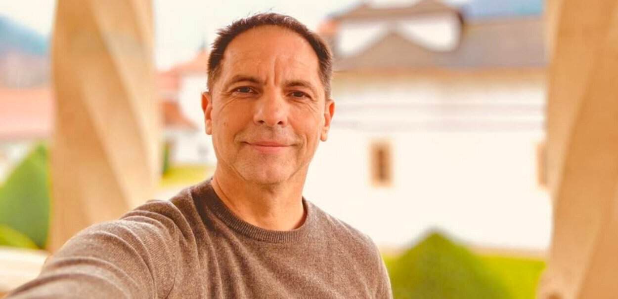 Dan Negru face praf reality-show-urile după scena controversată cu un fost parlamentar la Survivor: „Dezbrăcat, se certa cu unii, după ce a condus țara”
