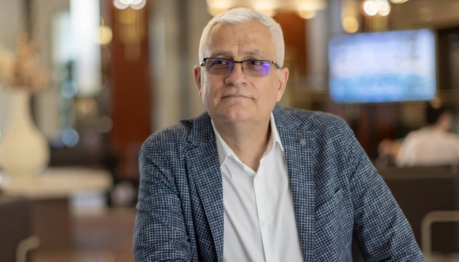 Scandal uriaș în jurul terapeutului Ovidiu Dragoș Argeșanu. Poliția face verificări după acuzațiile șocante venite din partea mai multor femei