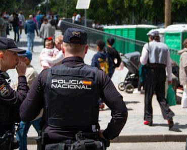 Caz șocant în Spania! Trei copii au fost ținuți izolați în locuință timp de patru ani de către părinți. Cum au fost găsiți de autorități