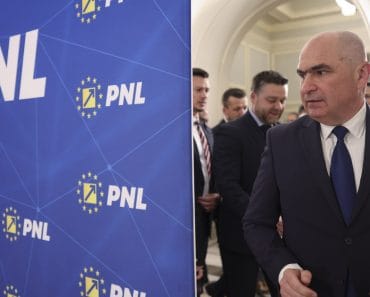 PNL somează PSD să pună capăt crizei politice: „România este ținută artificial în incertitudine”. Reacția lui Sorin Grindeanu