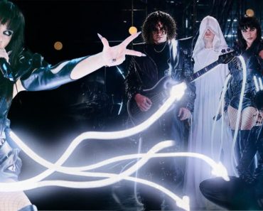 Alexandra Căpitănescu a „incendiat” semifinala Eurovision! Explozie de energie pe scena de la Viena!
