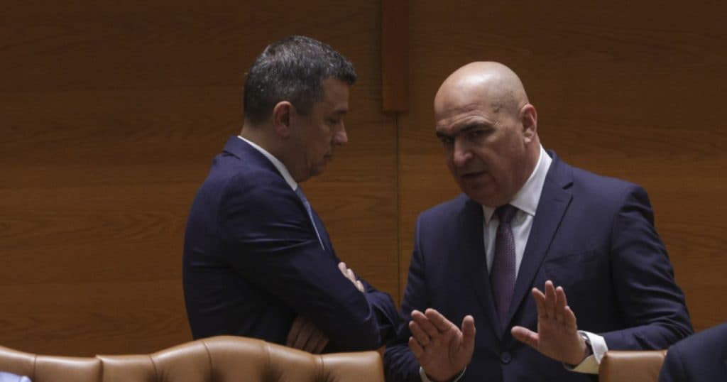 Cum stau în sondaje Bolojan, Grindeanu și principalele partide, potrivit lui Vasile Dîncu: „S-a născut o mitologie a salvatorului”