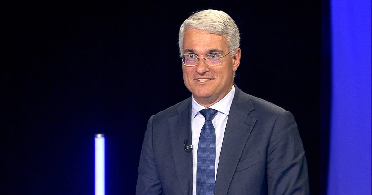Dragoș Pîslaru: „PSD a pregătit împreună cu Banca Mondială principiile reformei salarizării. Nu poate spune acum că nu e de acord”
