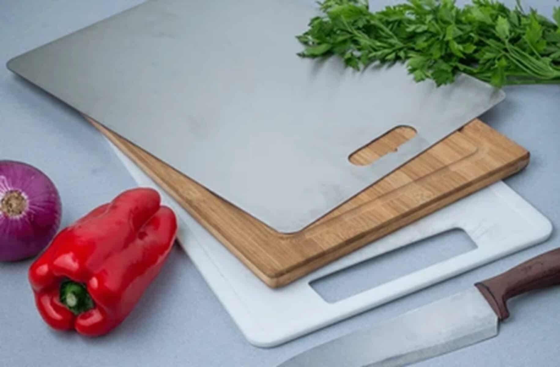 Tocătorul de lemn sau de plastic, de domeniul trecutului. Varianta modernă cu care îl poți înlocui
