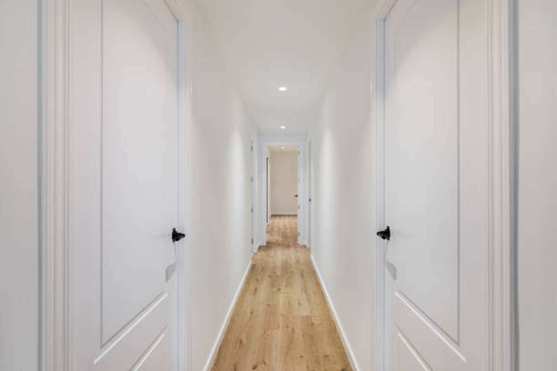 3 decizii de renovare pe care oamenii le regretă la bătrânețe. Apartamentul nu va mai fi la fel de sigur 3 decizii de renovare pe care oamenii le regretă la bătrânețe. Apartamentul nu va mai fi la fel de sigur