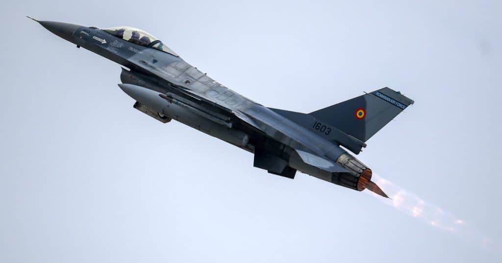 Prima reacție a NATO după ce un avion F-16 românesc a doborât o dronă în spaţiul aerian al Estoniei