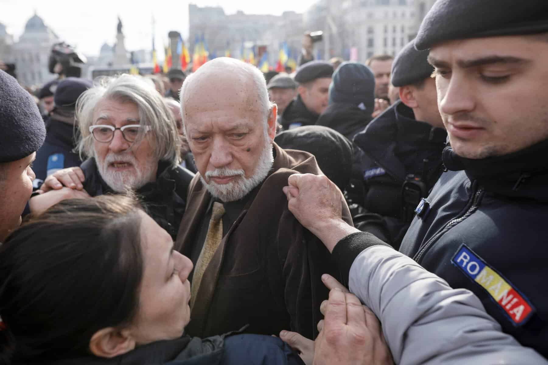 Gelu Voican Voiculescu și-a acționat fiica în instanță: fostul vicepremier spune că un conac vândut „doar pe hârtie” a ajuns ulterior înstrăinat fără acordul său