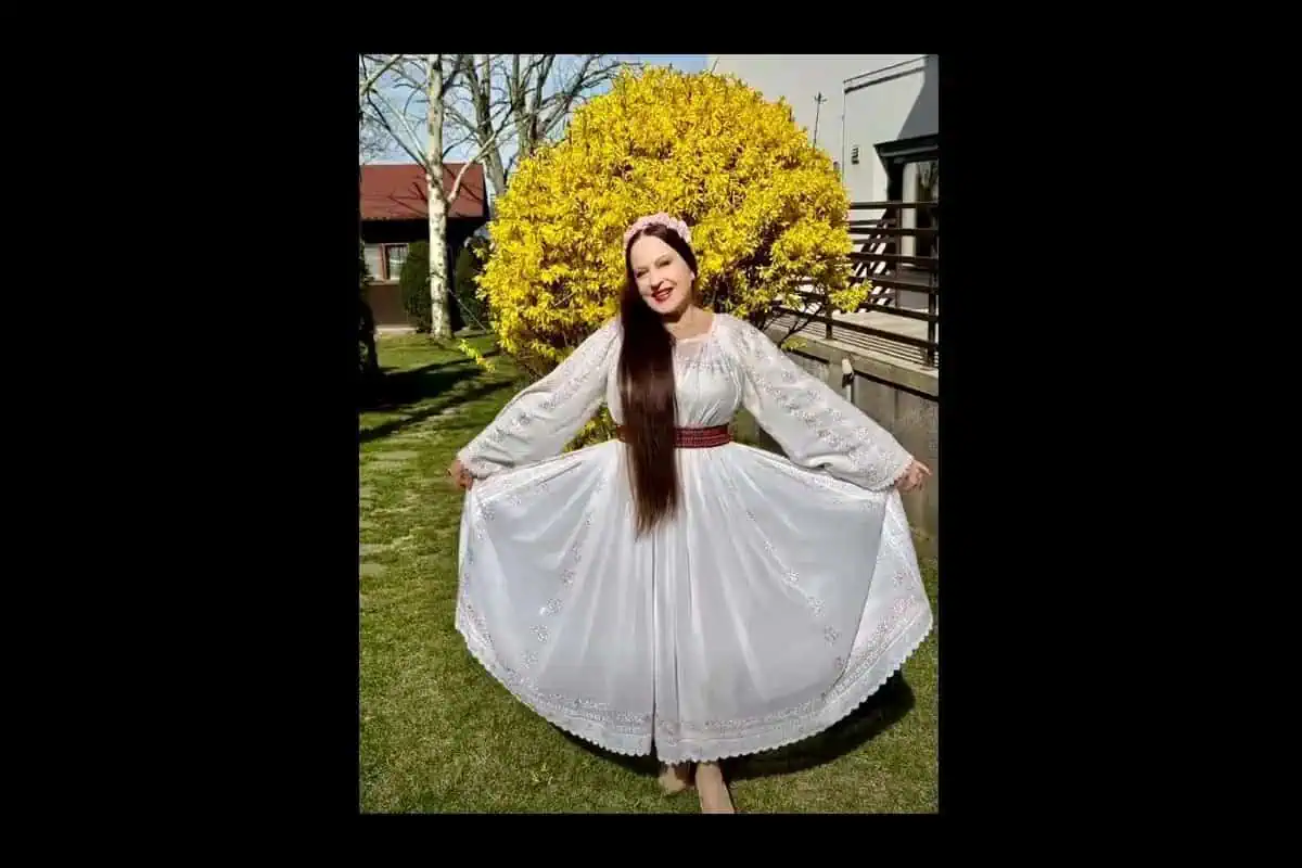 Imagini cu vila impresionantă a Mariei Dragomiroiu. Cântăreața de muzică populară are cu ce se mândri Imagini cu vila impresionantă a Mariei Dragomiroiu. Cântăreața de muzică populară are cu ce se mândri