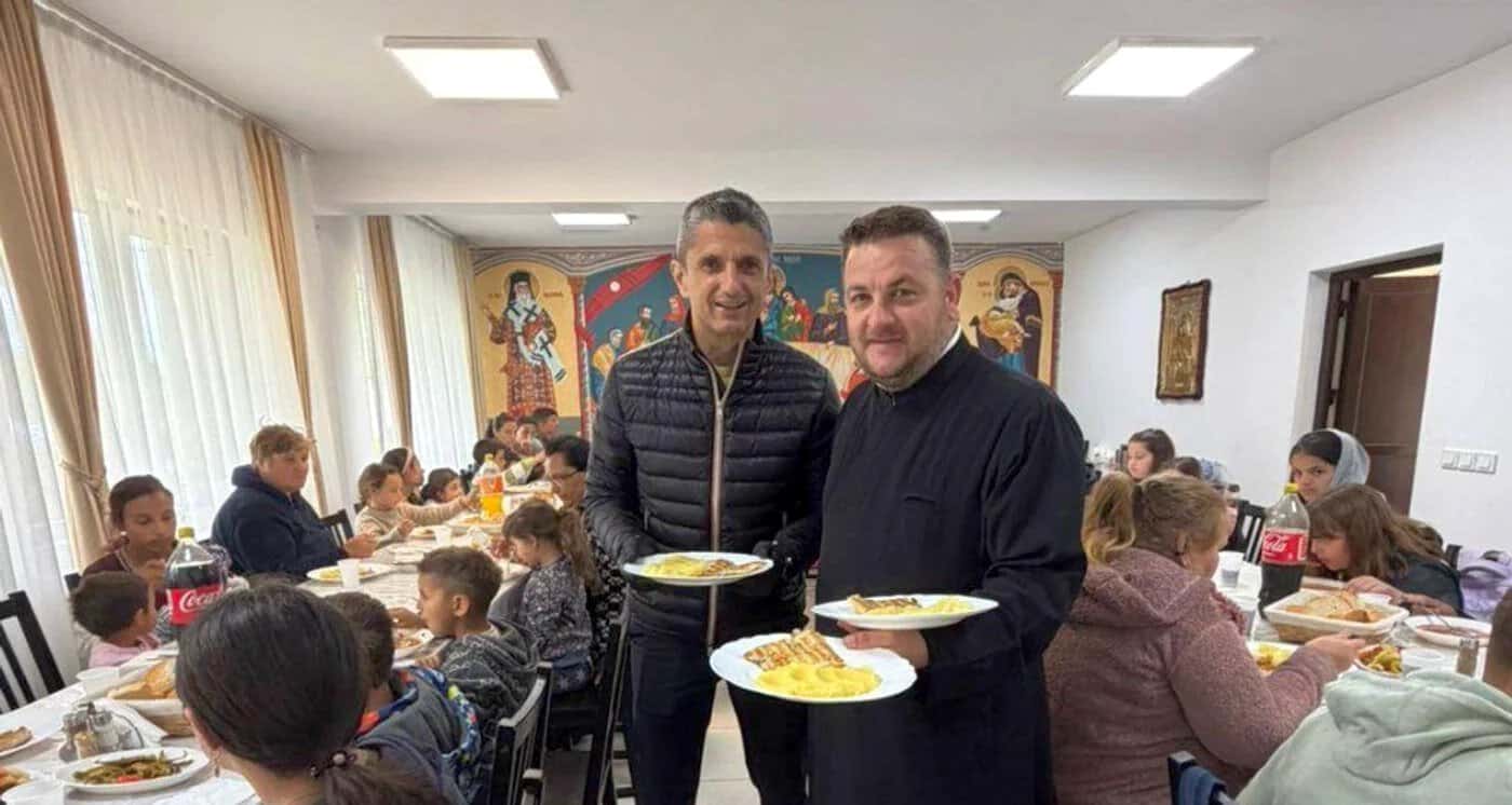 Răzvan Lucescu, gest emoționant la 40 de zile de la moartea tatălui său. Ce a făcut la pomana lui Mircea Lucescu