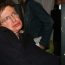 Detalii inedite din viața lui Stephen Hawking. Era privit cu îngrijorare de tatăl său în perioada studenției: „Stă prin casă fără prea multă iniţiativă”