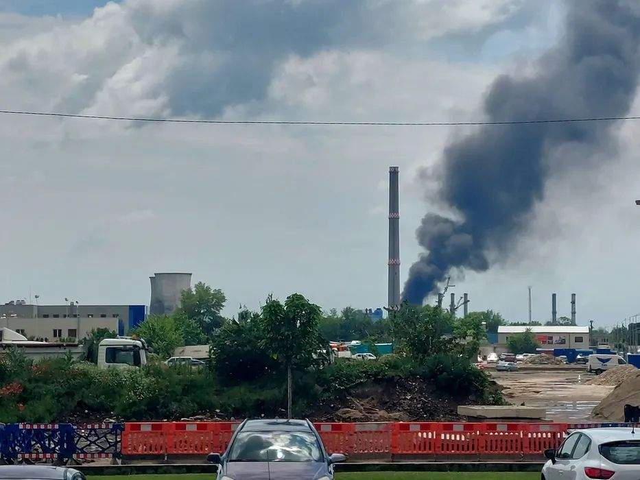 Un nou incendiu la CET Vest! Două transformatoare au luat foc! A fost emis RO-Alert Un nou incendiu la CET Vest! Două transformatoare au luat foc! A fost emis RO-Alert