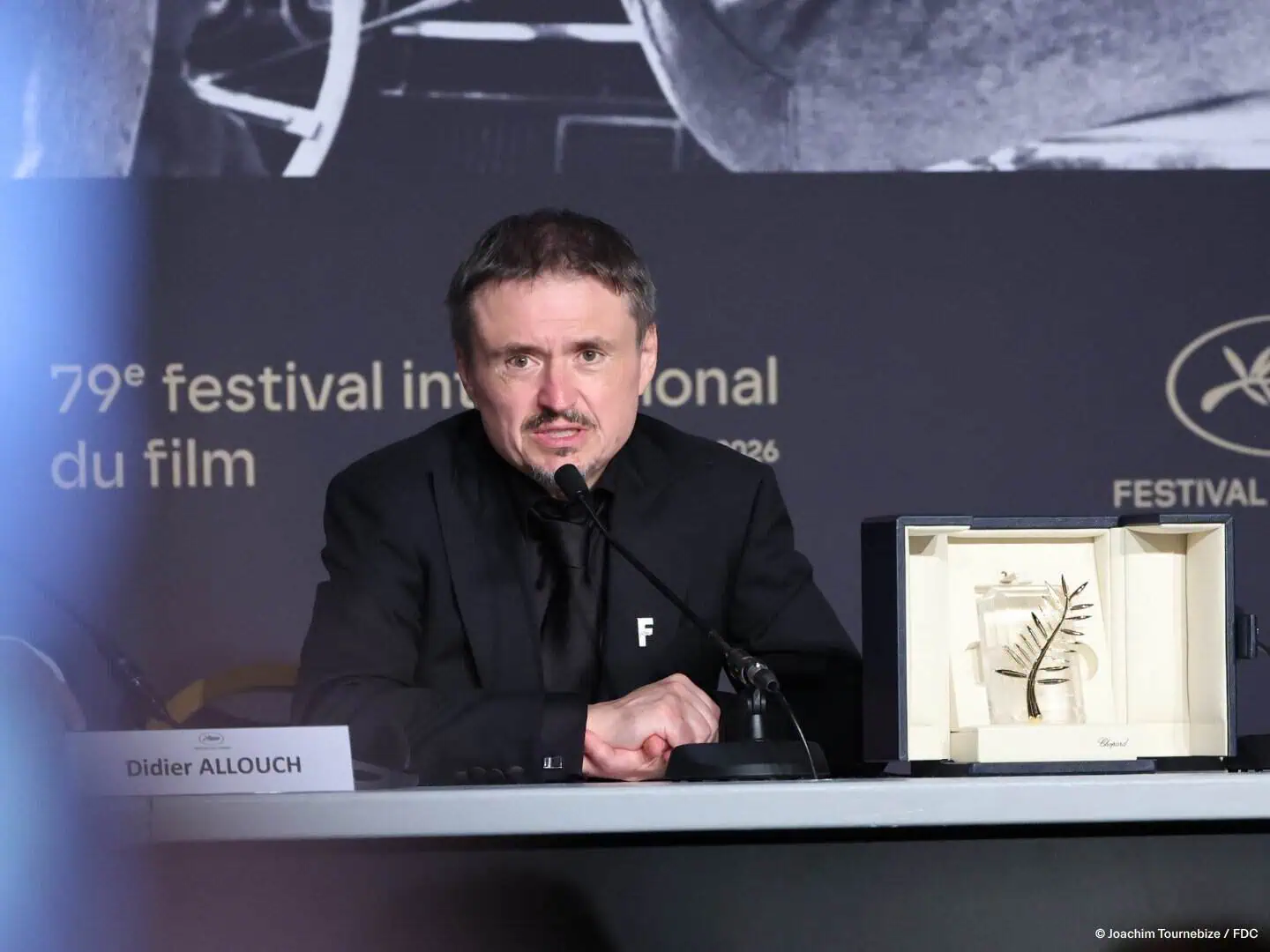 Triumf pentru România la Cannes! Cristian Mungiu a câștigat Palme d’Or cu „Fjord”