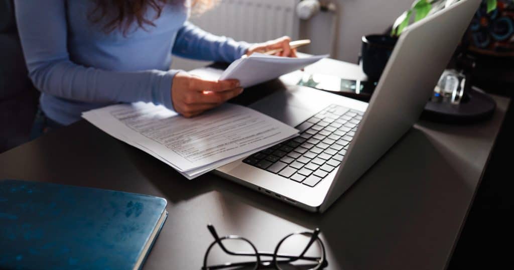 Cum verifici online vechimea în muncă. Procedura prin care afli dacă toate perioadele lucrate apar în evidențele Casei de Pensii