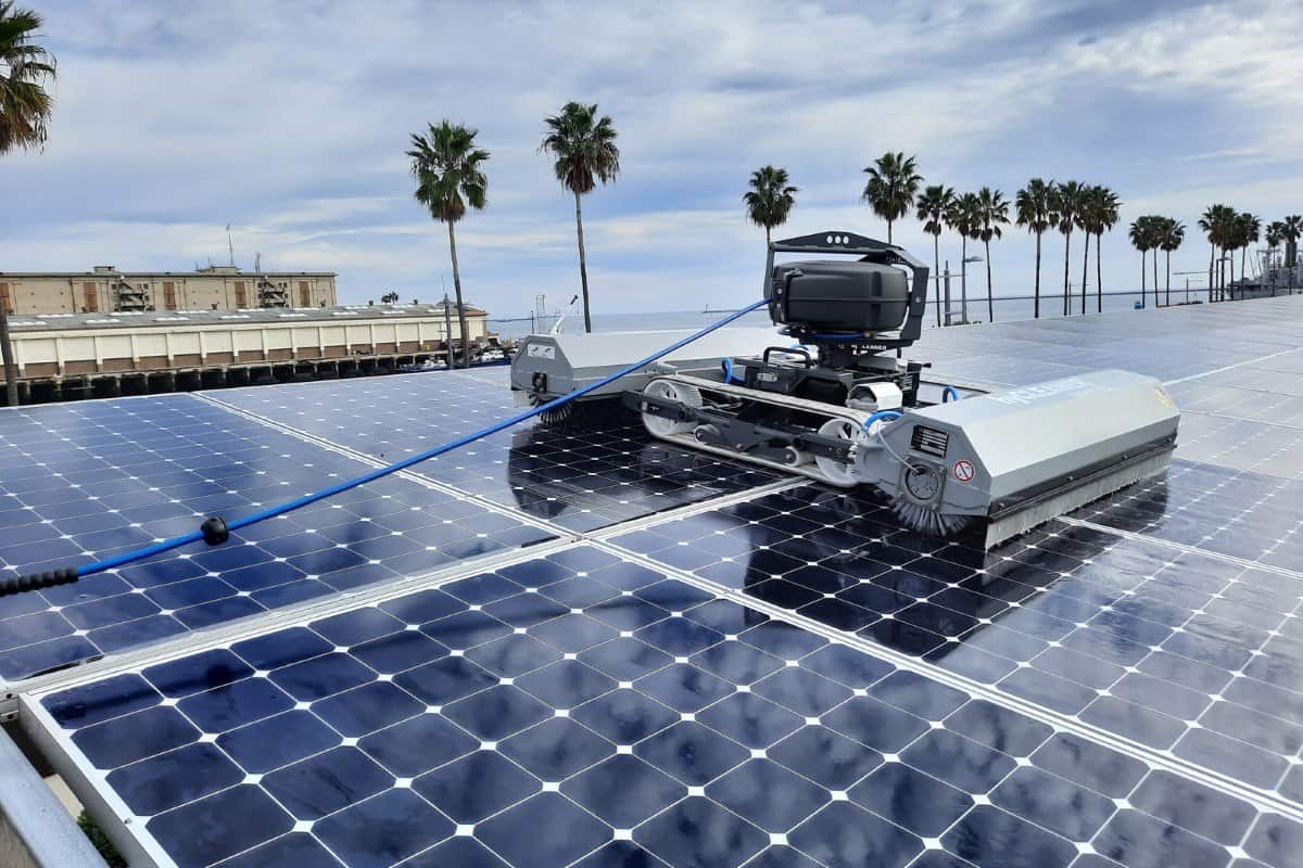 Comună din România unde poți primi gratis panouri fotovoltaice. Cine se califică și cum le obții Comună din România unde poți primi gratis panouri fotovoltaice. Cine se califică și cum le obții