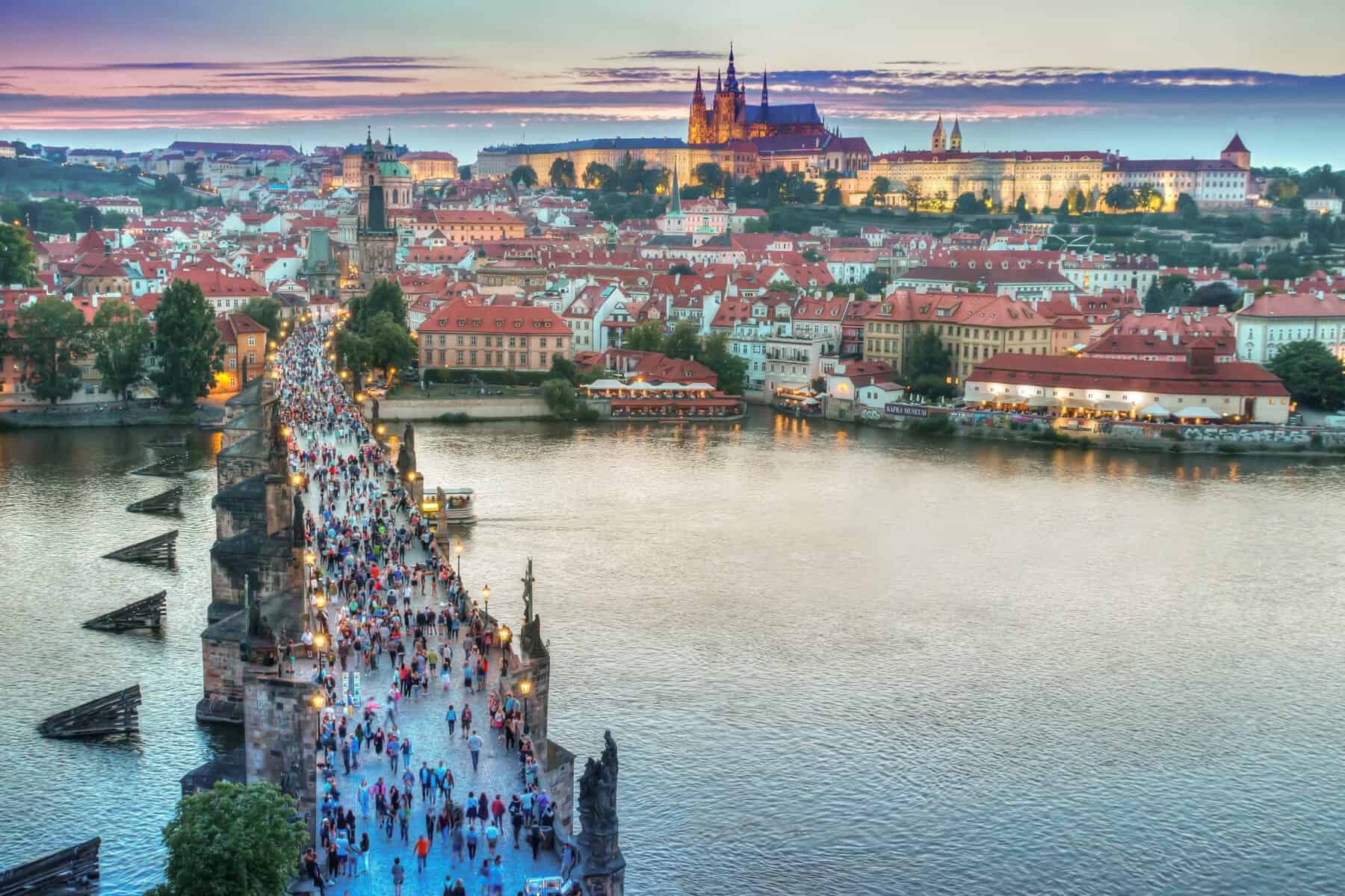 Orașul european unde poți merge o săptămână cu doar 500 de euro. Este cea mai ieftină destinație, iar berea costă mai puțin de 2 euro Orașul european unde poți merge o săptămână cu doar 500 de euro. Este cea mai ieftină destinație, iar berea costă mai puțin de 2 euro