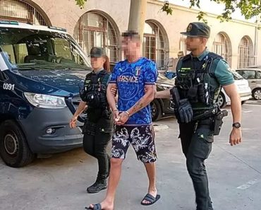 Un copil de 4 ani a fost sărutat de un turist român la piscina unui hotel din Mallorca. Mama băiatului a alertat imediat poliția Un copil de 4 ani a fost sărutat de un turist român la piscina unui hotel din Mallorca. Mama băiatului a alertat imediat poliția