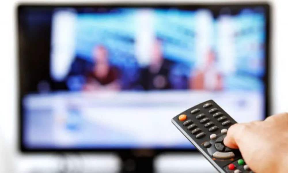 Cutremur în televiziune! O vedetă a Antenei 1 vrea să schimbe tabăra și ar fi în negocieri cu Pro TV Cutremur în televiziune! O vedetă a Antenei 1 vrea să schimbe tabăra și ar fi în negocieri cu Pro TV
