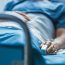 Șoc într-un spital din România! Un bărbat tratat pentru hemoragie a aflat că are cancer în stadiu avansat. Cere despăgubiri uriașe