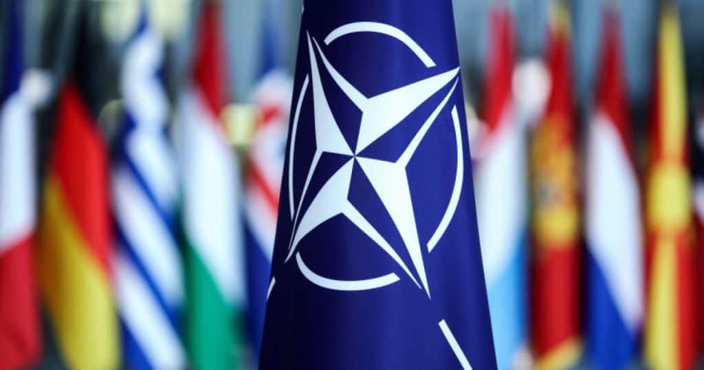 Prima reacție a NATO după ce o dronă rusească a lovit un bloc cu 10 etaje din Galați