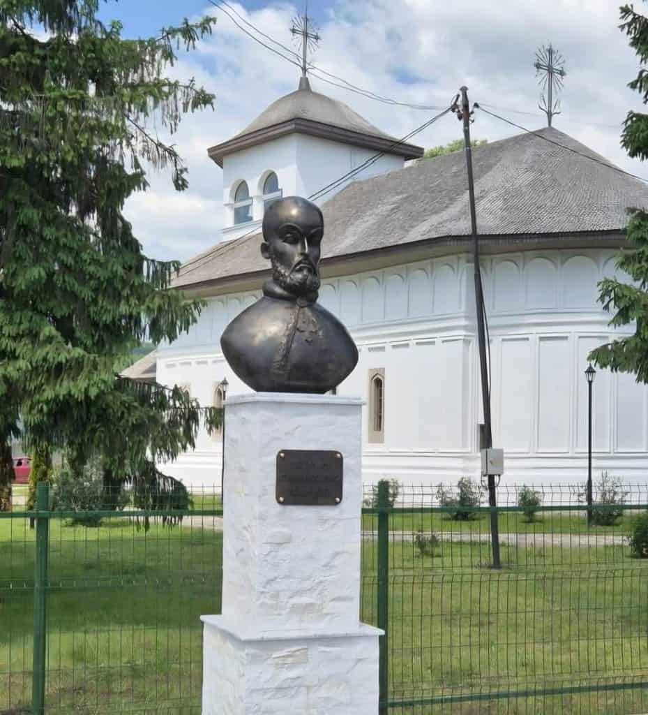 Bustul marelui spătar Drăghici Cantacuzino va fi inaugurat la Măgureni. SMV Ploiești cere Ministerului Culturii o mai bună valorificare a moștenirii Cantacuzinilor