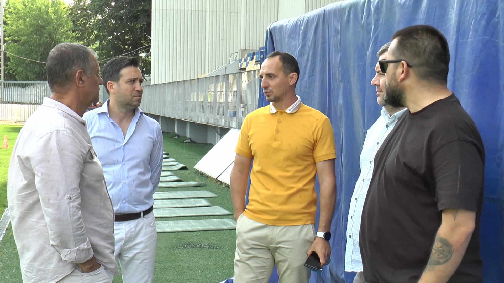 Petrolul va miza tot pe un antrenor străin. Pentru transferuri a apelat la un scouter cunoscut Petrolul va miza tot pe un antrenor străin. Pentru transferuri a apelat la un scouter cunoscut