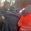 Bărbat găsit zăcând inconștient, pe un trotuar din fața Gării de Sud din Ploiești. Un echipaj de jandarmi i-a acordat primul ajutor