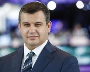 SURSE PHONLINE: Tomac va fi nominalizat mâine sau marți premier cu un guvern tehnocrat SURSE PHONLINE: Tomac va fi nominalizat mâine sau marți premier cu un guvern tehnocrat