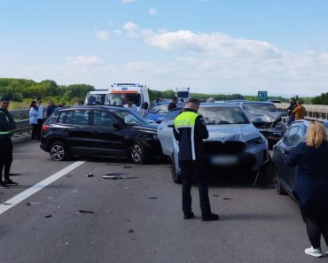 FOTO: Accident în lanț pe A3, în apropiere de Ploiești. Traficul este restricționat
