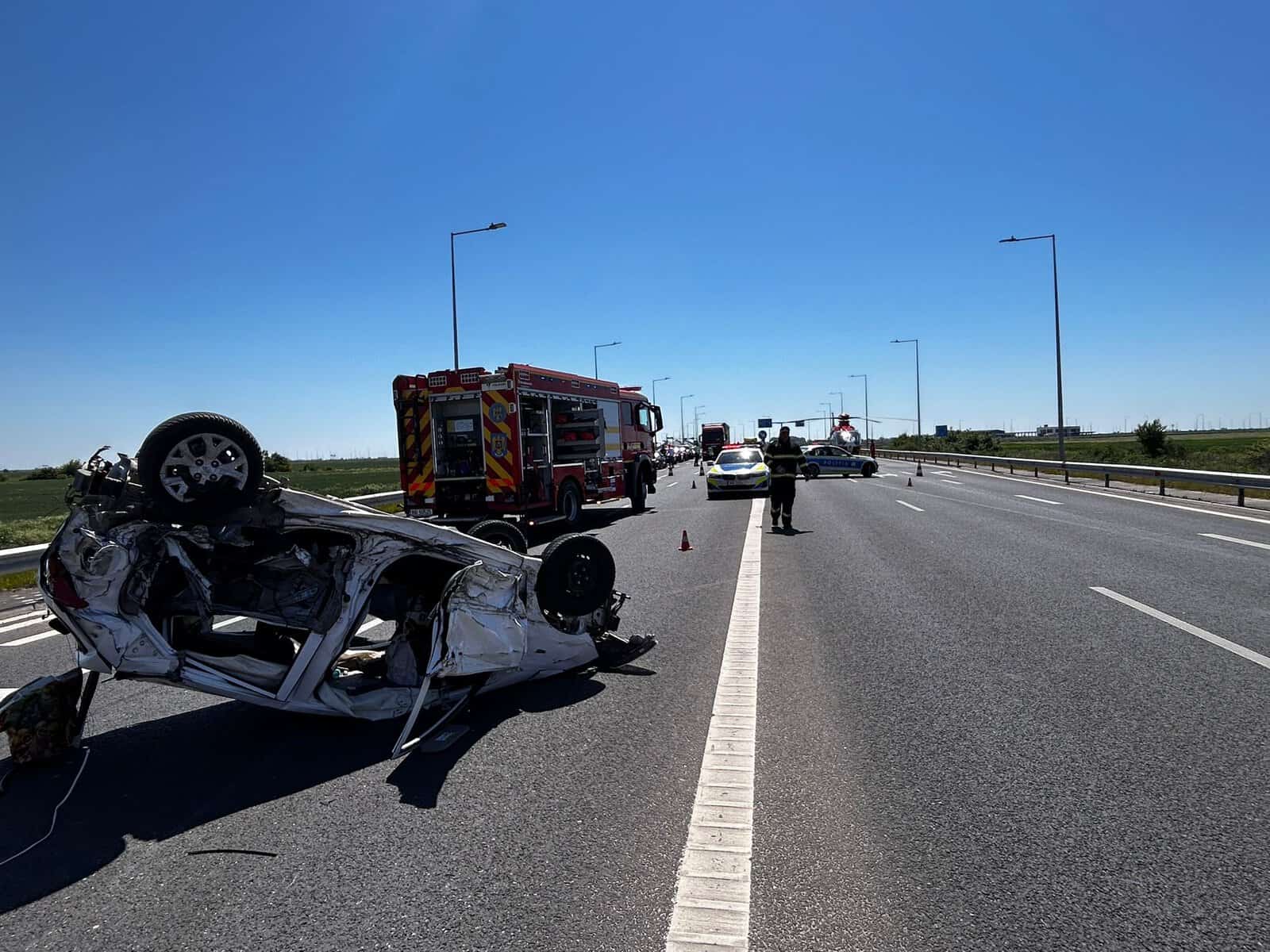 UPDATE: Imagini cu accidentul de la Albești-Paleologu. A intervenit elicopterul SMURD