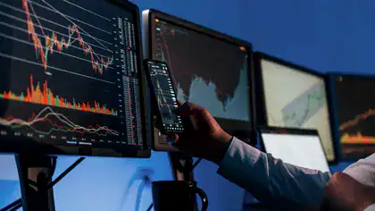 Bursa a atins un maxim istoric după demiterea lui Bolojan! BET s-a apreciat cu 82,5% față de anul trecut