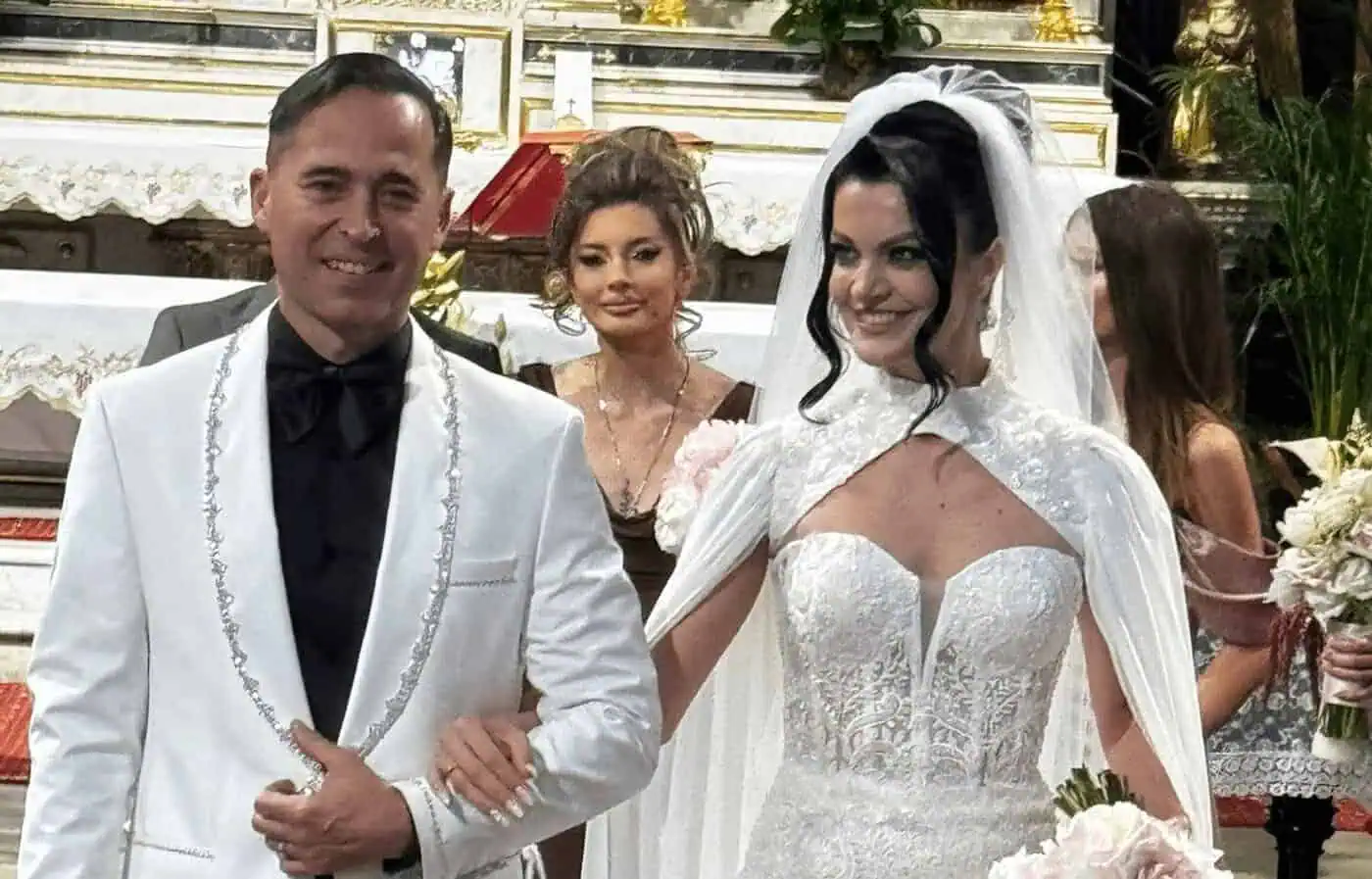 Magdalena Chihaia și Dinu Maxer celebrează primul an de căsătorie: „Răzbim dacă suntem atacați sau «înjunghiați» pe la spate”