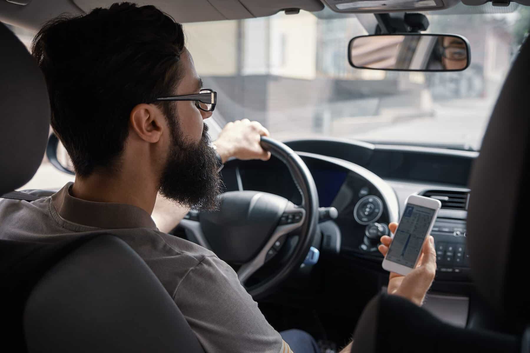 Câți bani face un șofer de Uber. Românii au dezvăluit care este venitul real și de ce trebuie să ții cont înainte. „Am auzit de câștiguri și de 3.000 euro”