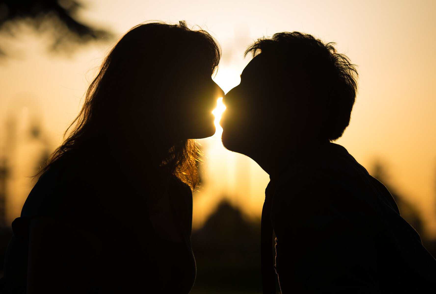 Ce cred bărbații că este romantic, dar de fapt nu este. „Doamne, vă rog, nu faceți niciodată asta”