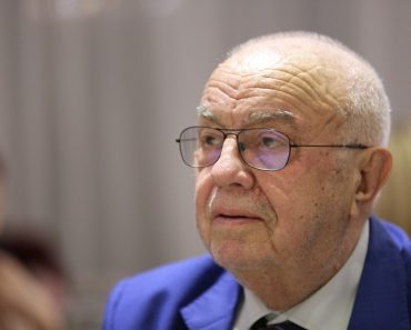 Alexandru Arșinel ar fi împlinit astăzi 87 de ani. Destinul impresionant al marelui actor. „Cred că atunci m-am îmbolnăvit şi de rinichi. Trăiam din te-miri-ce”