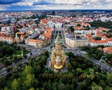 S-a mutat din Cluj în Timișoara și a spus tot ce crede despre cele două orașe: „Am observat diferențe destul de mari” S-a mutat din Cluj în Timișoara și a spus tot ce crede despre cele două orașe: „Am observat diferențe destul de mari”