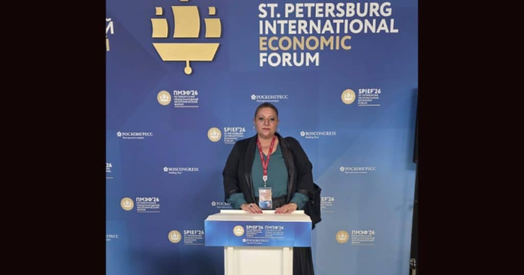 Șoșoacă, față în față cu Putin la Sankt Petersburg: „Românii nu vă urăsc. Nu vrem să ajutăm Ucraina.” Replica liderului rus
