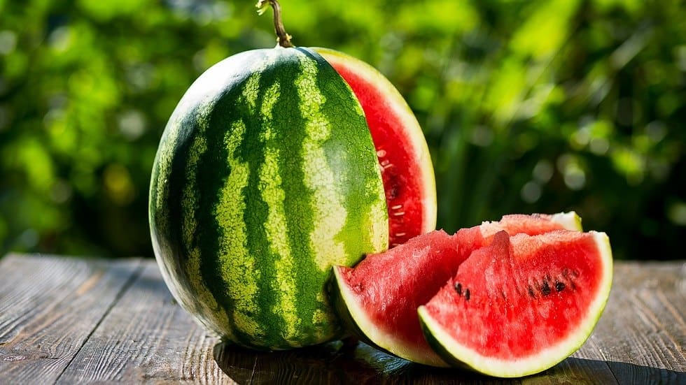 Trucul simplu pentru a alege pepenele verde perfect copt. Metoda genială care funcționează de fiecare dată