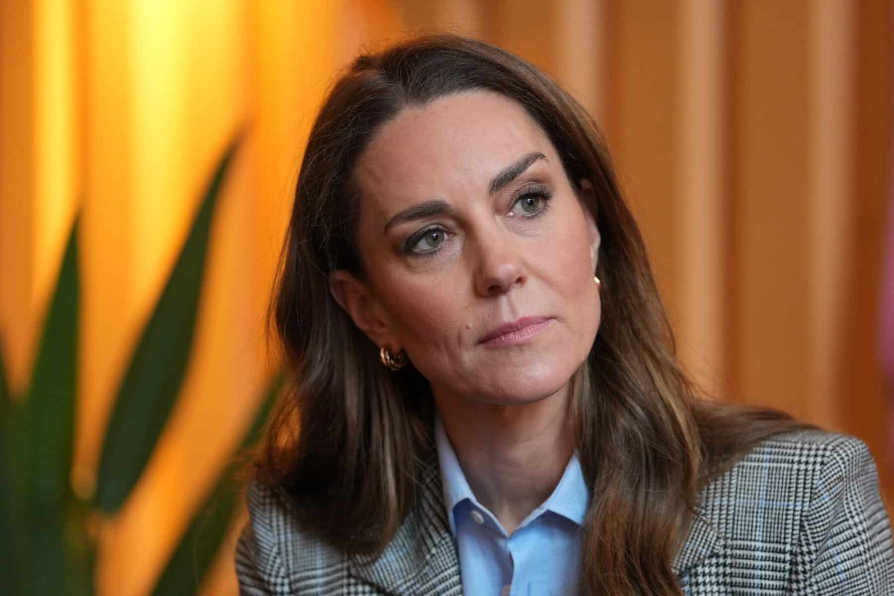 Revedere neașteptată pentru Kate Middleton. A dat peste un fost iubit la o nuntă regală Revedere neașteptată pentru Kate Middleton. A dat peste un fost iubit la o nuntă regală