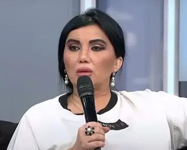 Adriana Bahmuțeanu „dă din casă” și spune ce se întâmplă în pauzele de filmare ale emisiunilor. „Șocant, cutremurător și apocaliptic dacă ați auzi ce se vorbește”