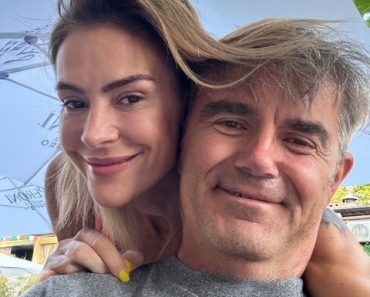 Roxana Ciuhulescu, prima vacanță în trei, fără fiica ei. Care este motivul pentru care aceasta nu îi însoțește. „E greu, nu știu dacă o să îmi găsesc locul” Roxana Ciuhulescu, prima vacanță în trei, fără fiica ei. Care este motivul pentru care aceasta nu îi însoțește. „E greu, nu știu dacă o să îmi găsesc locul”