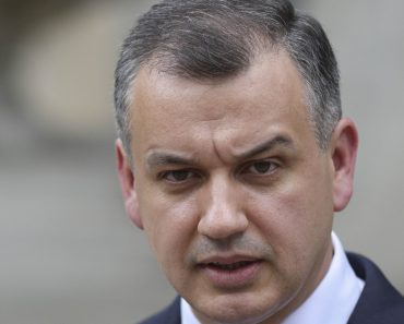 Eugen Tomac a definitivat lista viitorilor miniștri. Ce nume vor face parte din Guvern (surse)