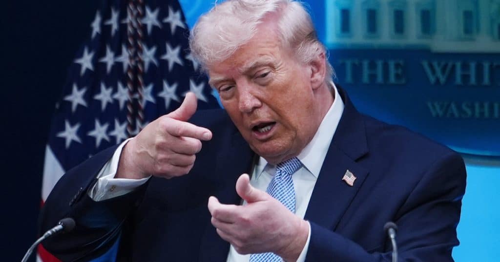 Cel mai bătrân președinte ales al SUA împlinește 80 de ani, dar nu vârsta lui Trump îi îngrijorează pe experții medicali