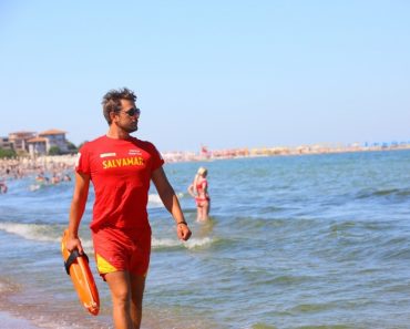 Un bărbat de origine germană a murit înecat în stațiunea Mamaia. Ce spun apropiații victimei Un bărbat de origine germană a murit înecat în stațiunea Mamaia. Ce spun apropiații victimei