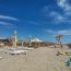 Cât te costă o zi la mare în vara lui 2026. Prețurile pentru șezlonguri, cafea și bere diferă de la o stațiune la alta