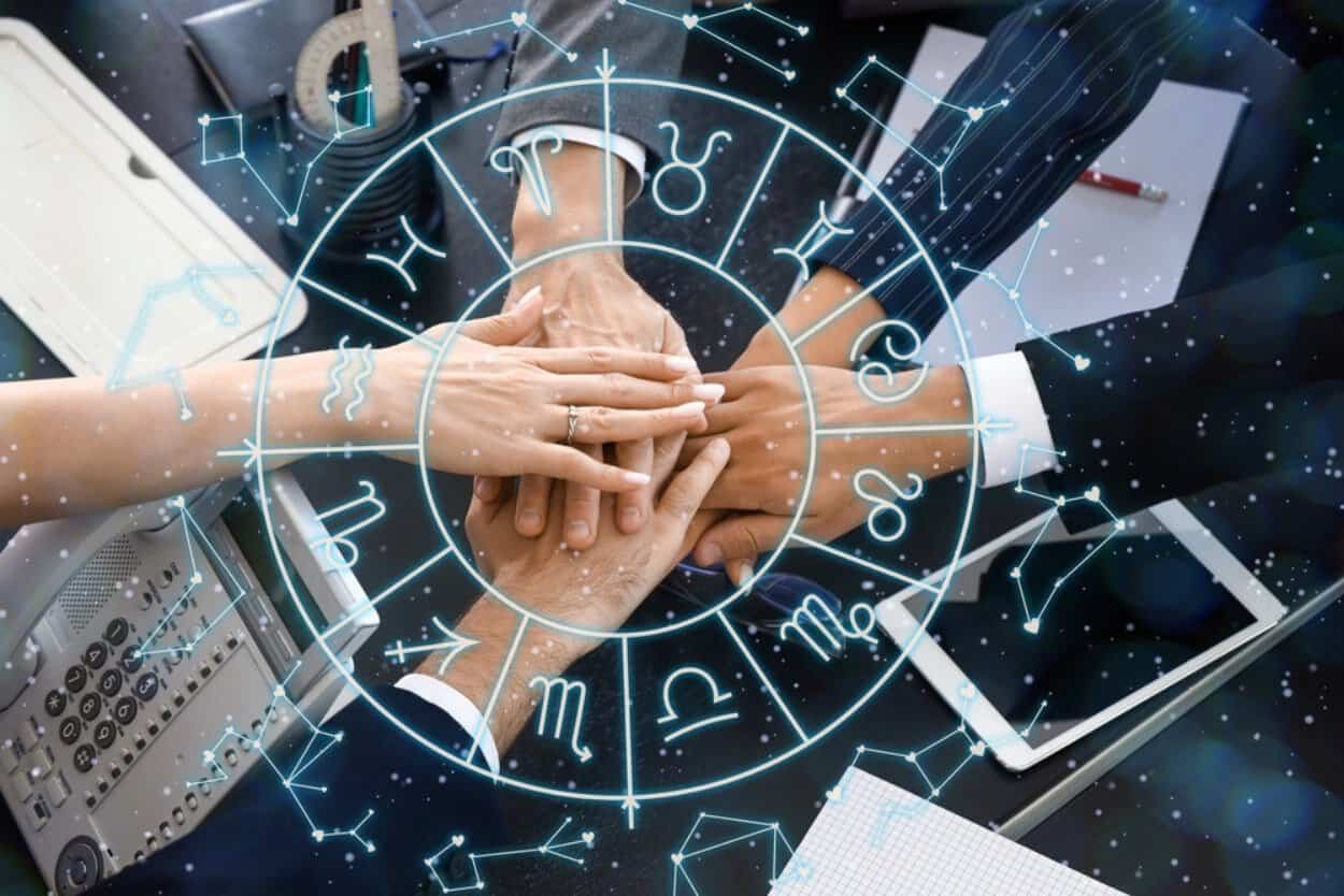Zodiile care dau lovitura după 21 iunie. Intrarea Soarelui în Rac le deschide drumul către succes, au parte de noroc, bani și reușite Zodiile care dau lovitura după 21 iunie. Intrarea Soarelui în Rac le deschide drumul către succes, au parte de noroc, bani și reușite