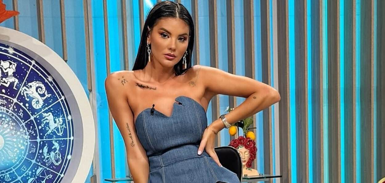 Ramona Olaru iubește din nou? Vedeta, surprinsă alături de un bărbat misterios cu care a plecat acasă