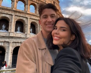 Cum a fost surprinsă Andreea Popescu în costum de baie alături de fostul soț, Rareș Cojoc. Cei doi și-au sărbătorit fiul cel mare la piscină Cum a fost surprinsă Andreea Popescu în costum de baie alături de fostul soț, Rareș Cojoc. Cei doi și-au sărbătorit fiul cel mare la piscină