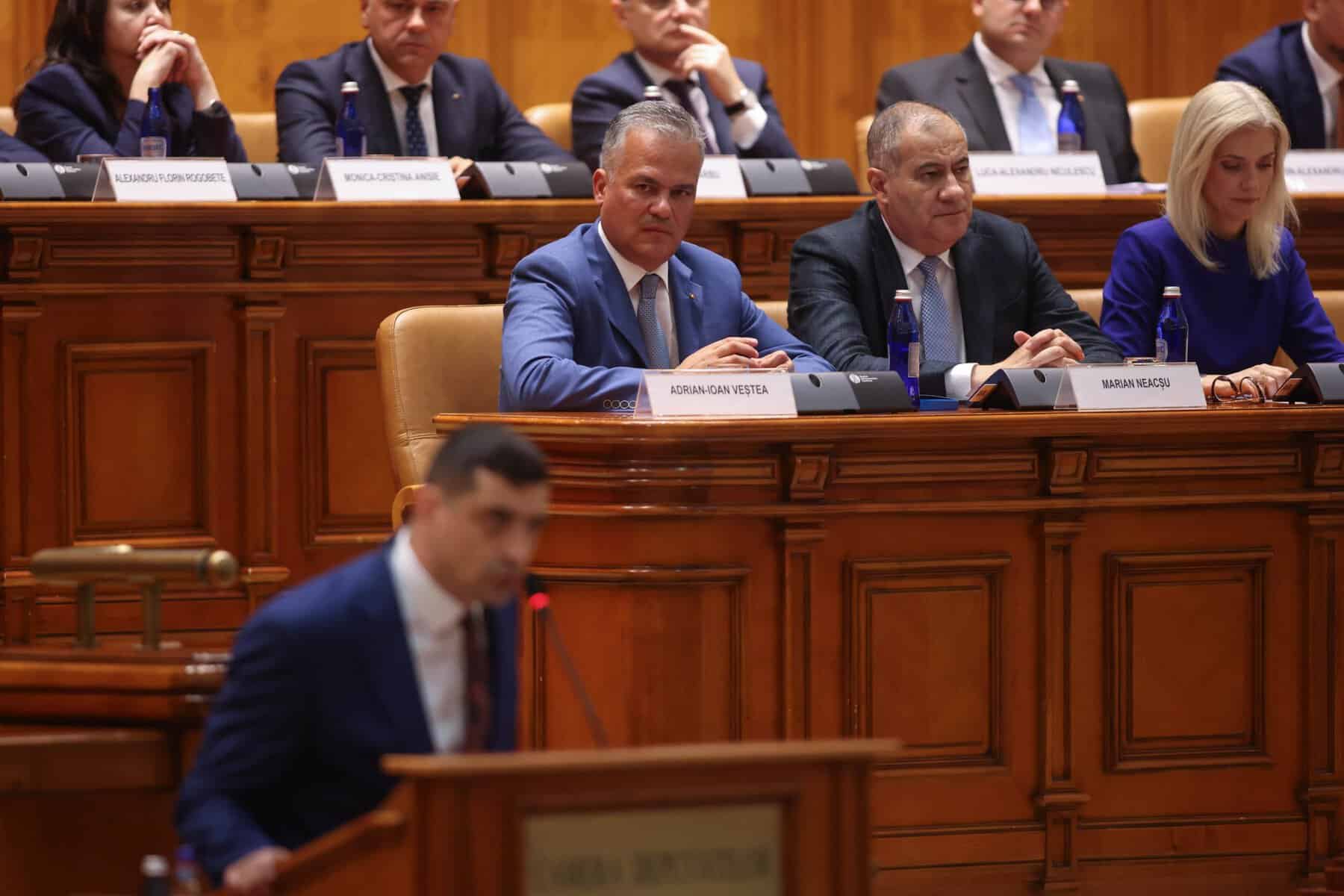 Guvernul Veștea, susținut de PSD și puciștii liberali, a picat la vot în Parlament. Decizia AUR a schimbat rezultatul meciului Guvernul Veștea, susținut de PSD și puciștii liberali, a picat la vot în Parlament. Decizia AUR a schimbat rezultatul meciului