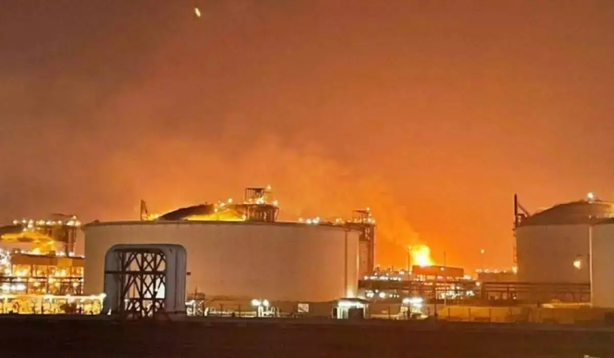 Explozie puternică la cel mai mare terminal de gaze naturale lichefiate din lume. Zeci de răniți și numeroase persoane dispărute după incidentul din Qatar Explozie puternică la cel mai mare terminal de gaze naturale lichefiate din lume. Zeci de răniți și numeroase persoane dispărute după incidentul din Qatar